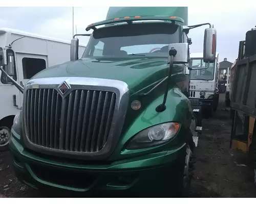 INTERNATIONAL Prostar Hood
