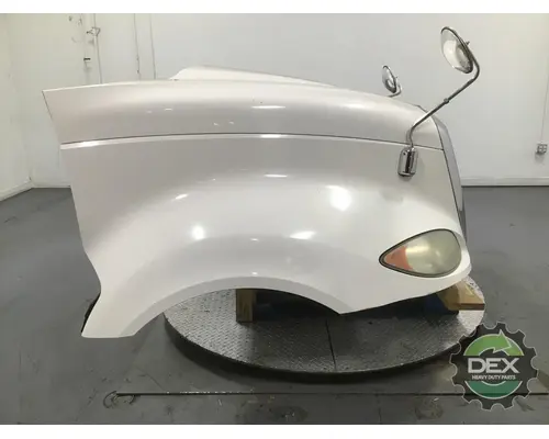 INTERNATIONAL Prostar Hood