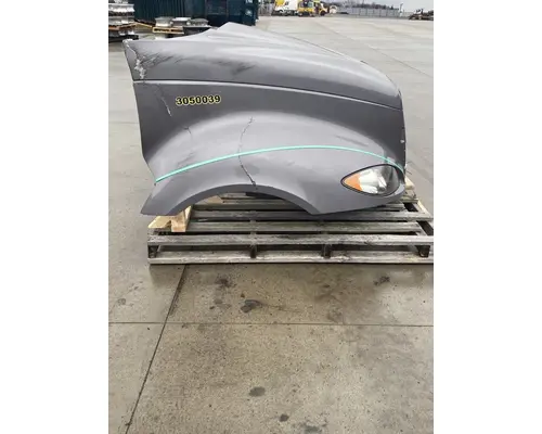 INTERNATIONAL Prostar Hood