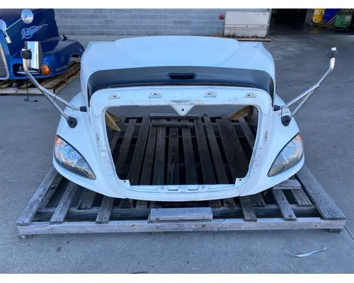 INTERNATIONAL Prostar Hood