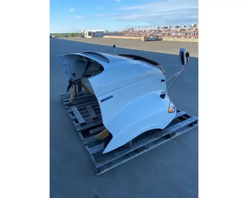 INTERNATIONAL Prostar Hood