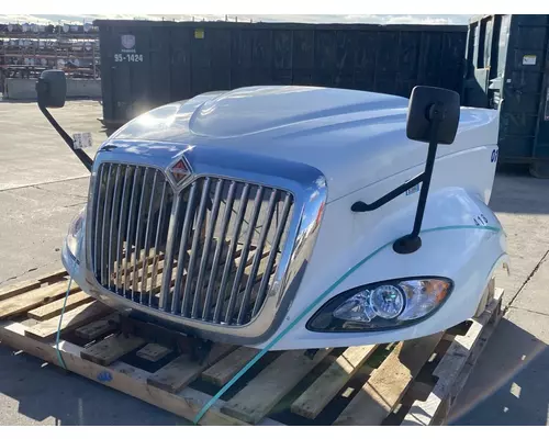 INTERNATIONAL Prostar Hood