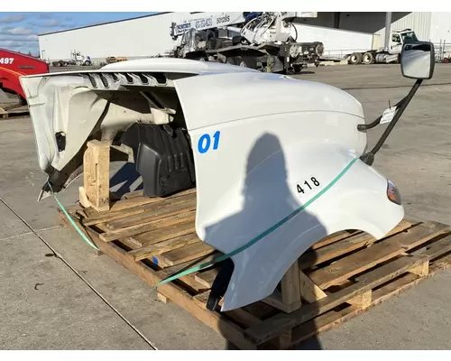 INTERNATIONAL Prostar Hood