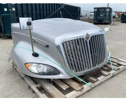 INTERNATIONAL Prostar Hood