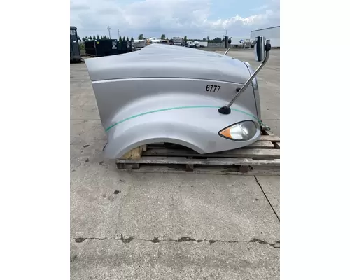INTERNATIONAL Prostar Hood