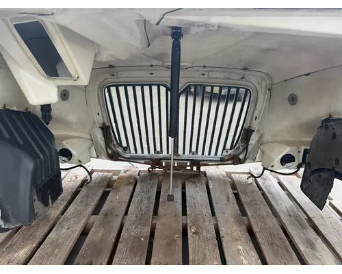 INTERNATIONAL Prostar Hood