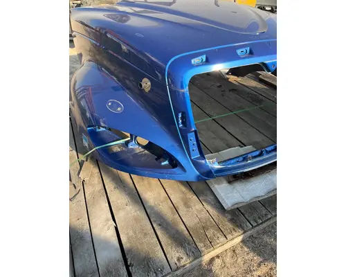 INTERNATIONAL Prostar Hood