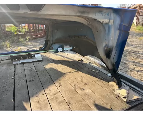 INTERNATIONAL Prostar Hood