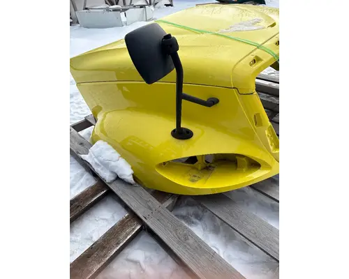 INTERNATIONAL Prostar Hood