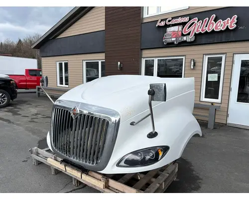 INTERNATIONAL Prostar Hood