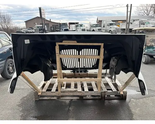 INTERNATIONAL Prostar Hood