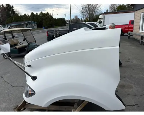 INTERNATIONAL Prostar Hood