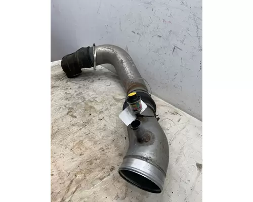 INTERNATIONAL Prostar Intake Manifold