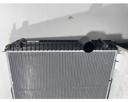 INTERNATIONAL Prostar Radiator