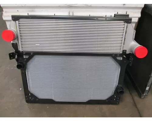 INTERNATIONAL Prostar Radiator