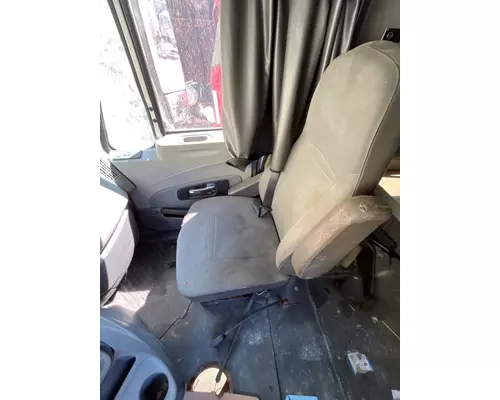 INTERNATIONAL Prostar Seat, Front