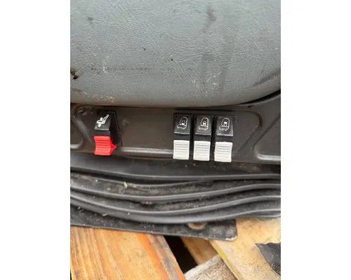 INTERNATIONAL Prostar Seat, Front