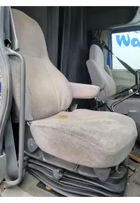 INTERNATIONAL Prostar Seat, Front