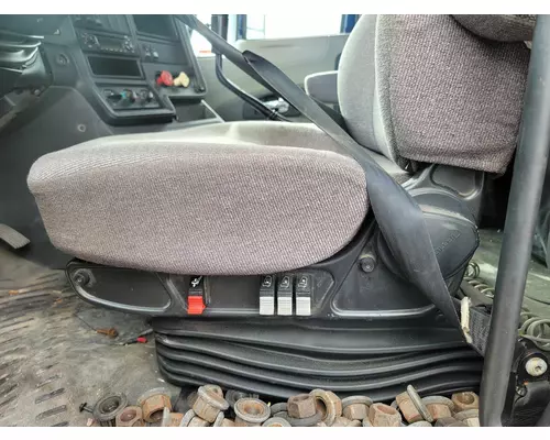 INTERNATIONAL Prostar Seat, Front