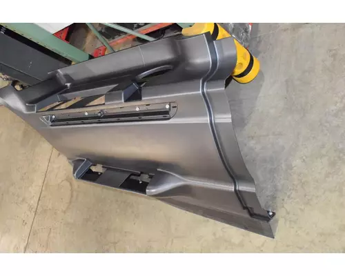 INTERNATIONAL Prostar Side Fairing