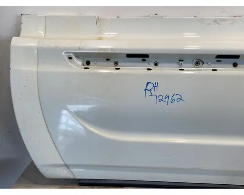 INTERNATIONAL Prostar Side Fairing