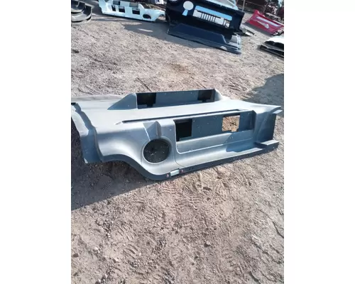 INTERNATIONAL Prostar Side Fairing