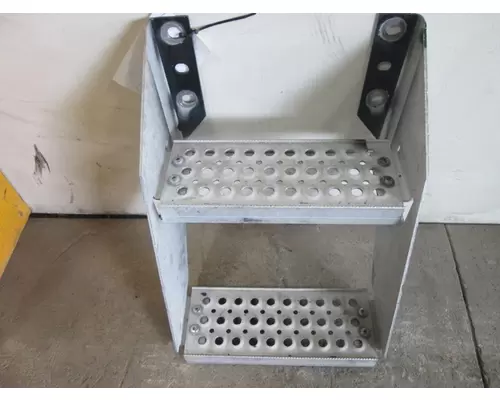 INTERNATIONAL Prostar Step