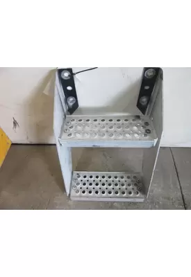 INTERNATIONAL Prostar Step