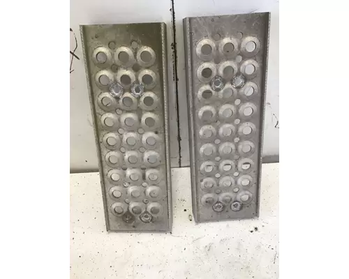 INTERNATIONAL Prostar Step