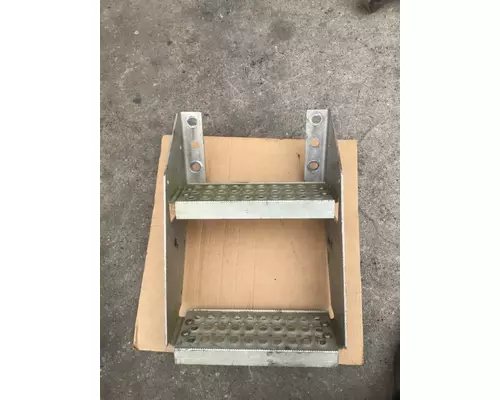 INTERNATIONAL Prostar Step