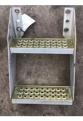 INTERNATIONAL Prostar Step
