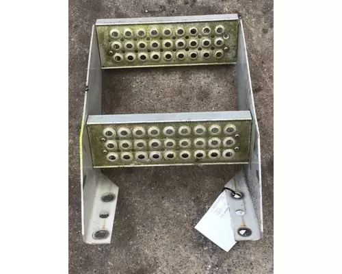 INTERNATIONAL Prostar Step