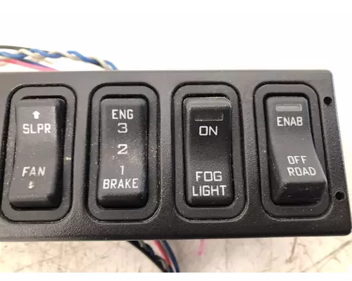 INTERNATIONAL Prostar Switch Panel