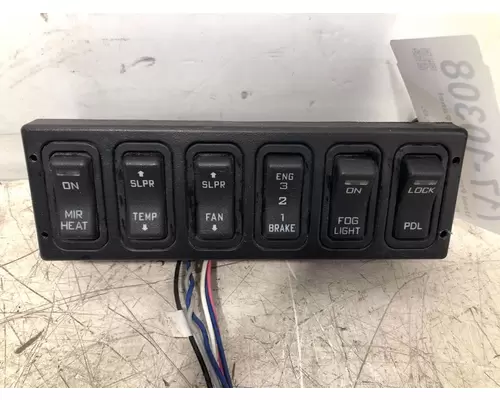 INTERNATIONAL Prostar Switch Panel