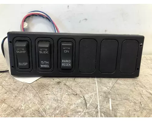 INTERNATIONAL Prostar Switch Panel