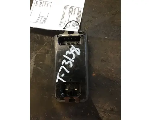 INTERNATIONAL Prostar Switch Panels 124