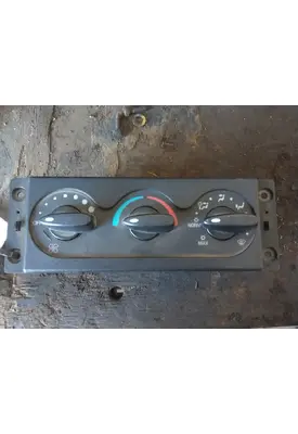 INTERNATIONAL Prostar Switch Panels 124