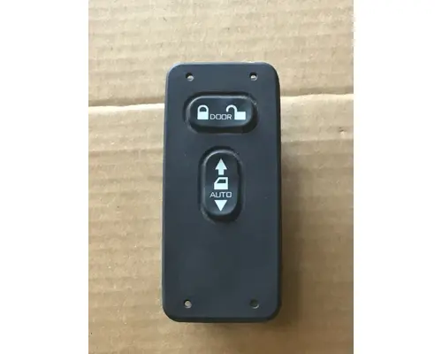 INTERNATIONAL Prostar Switch Panels 124