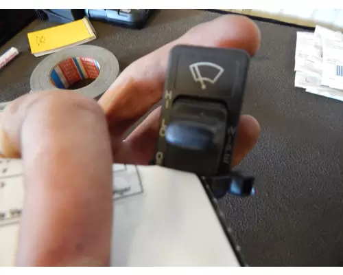INTERNATIONAL Prostar Switch