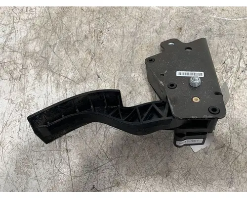 INTERNATIONAL Prostar Throttle Body Assembly