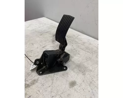 INTERNATIONAL Prostar Throttle Pedal