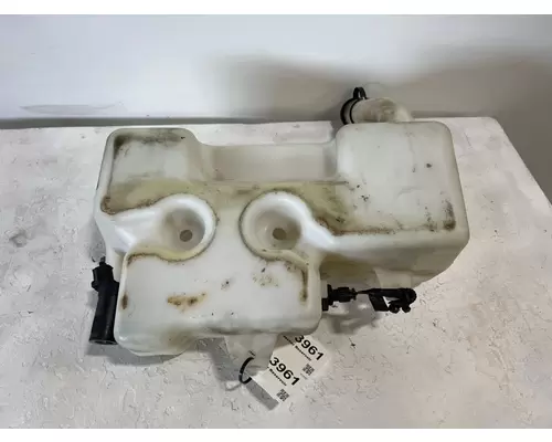 INTERNATIONAL Prostar Windshield Washer Reservoir