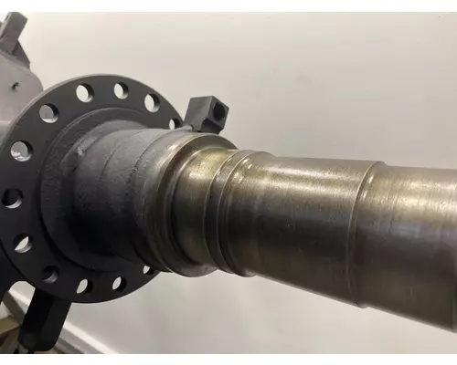 INTERNATIONAL RA-472 Axle Housing (Rear)