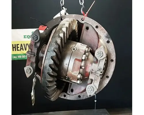 INTERNATIONAL RA39 Rear Rears (Tandem Rear or Single)