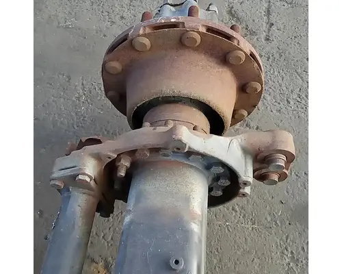 INTERNATIONAL RA44 Axle Housings (Rear)