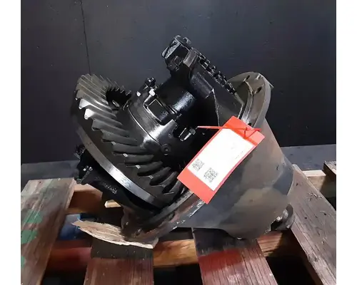 INTERNATIONAL RA44 Rear Rears (Tandem Rear or Single)