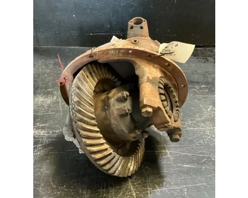 INTERNATIONAL RA57-10 Rear Rears (Tandem Rear or Single)