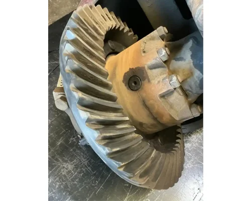INTERNATIONAL RA57-12 Rear Rears (Tandem Rear or Single)