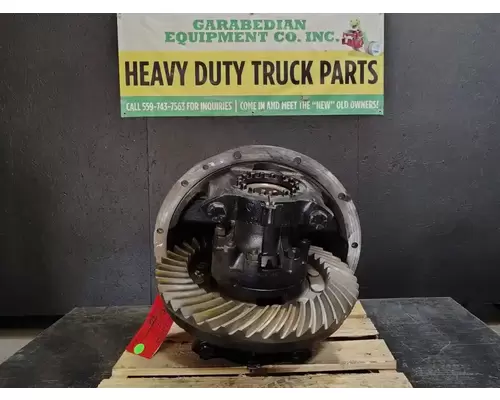 INTERNATIONAL RA57 Differential (Single or Rear)