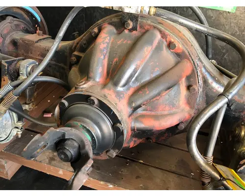 INTERNATIONAL RA57 Rear Rears (Tandem Rear or Single)